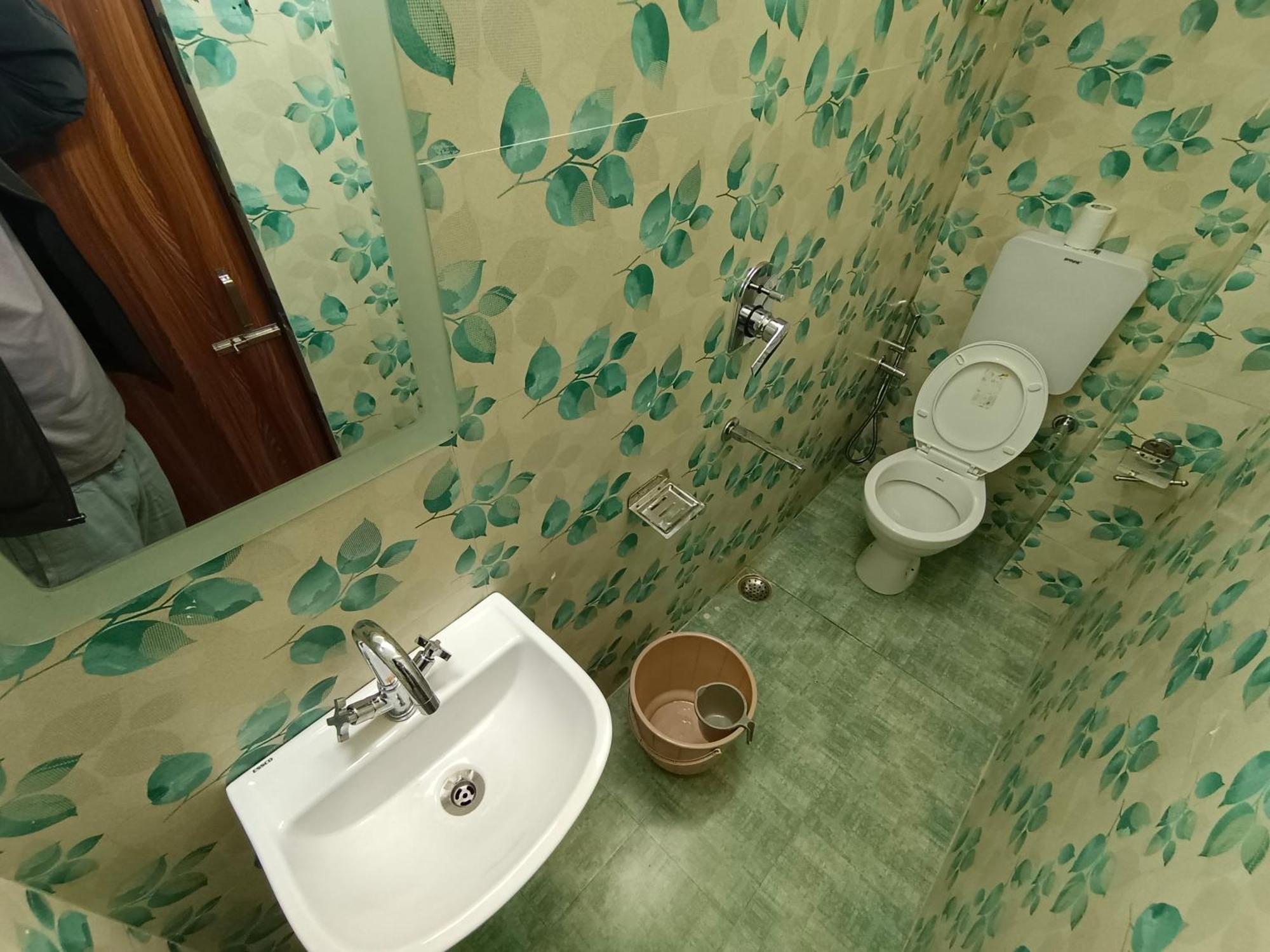 Shillong Perk Guest House Экстерьер фото