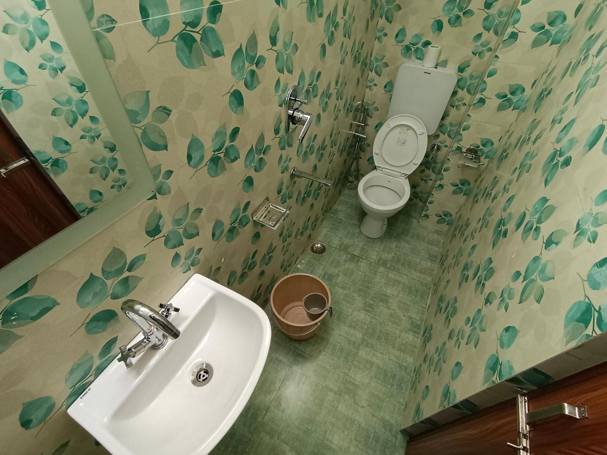 Shillong Perk Guest House Экстерьер фото