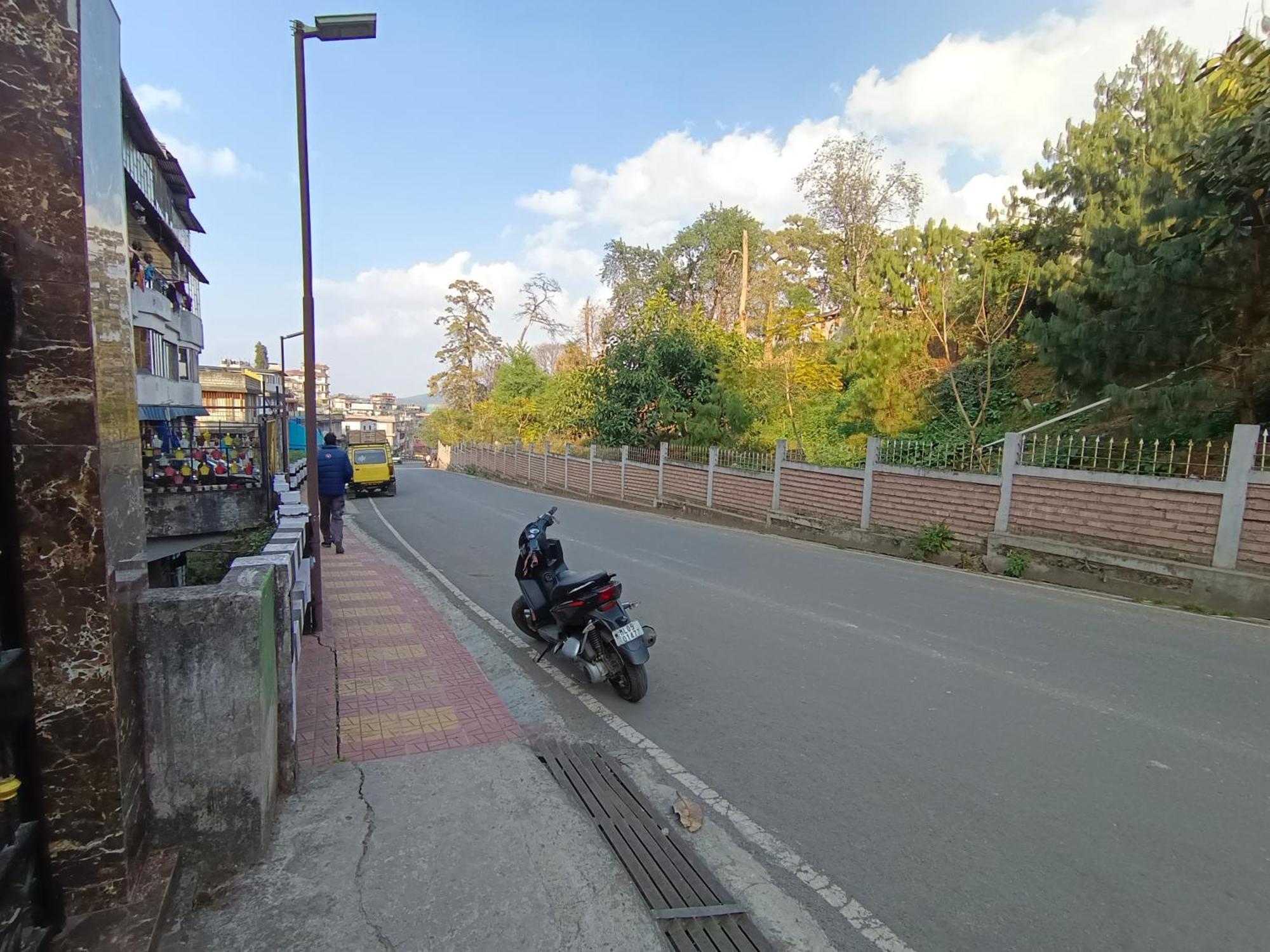 Shillong Perk Guest House Экстерьер фото