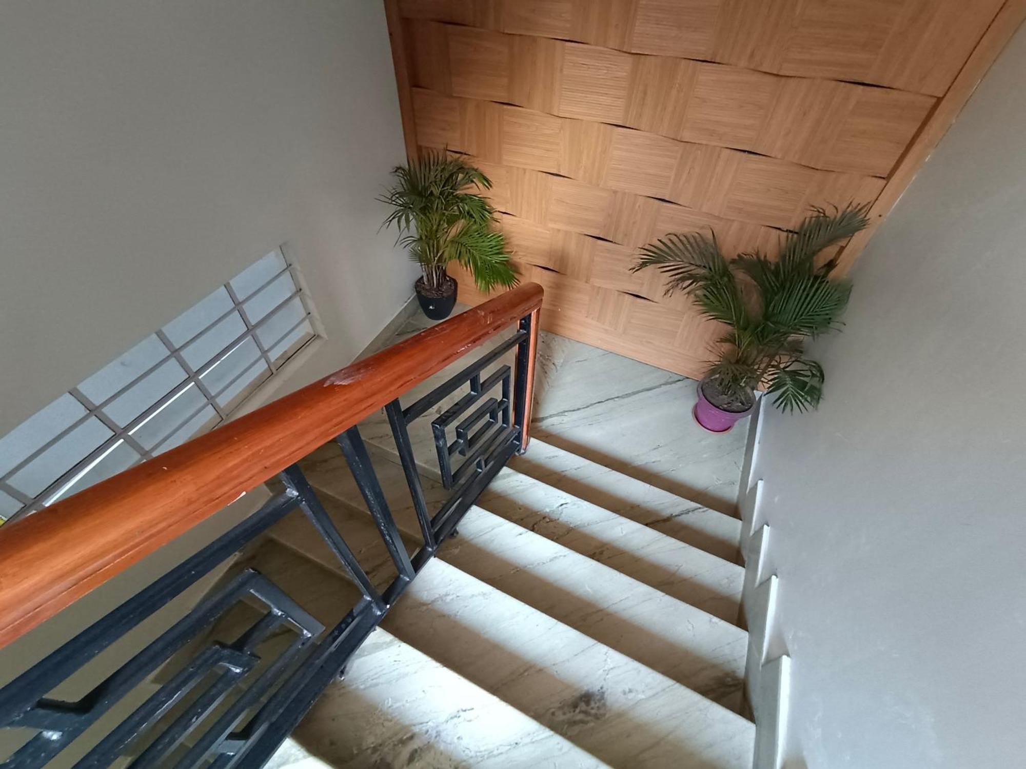 Shillong Perk Guest House Экстерьер фото